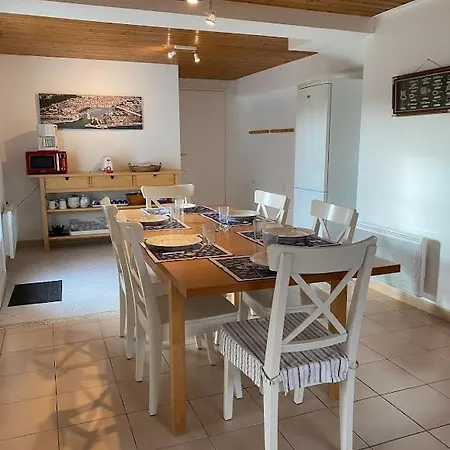 Appartamento La Rochelle, Au Calme, Grand Jardin, Proche *
