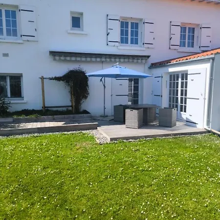 Appartamento La Rochelle, Au Calme, Grand Jardin, Proche